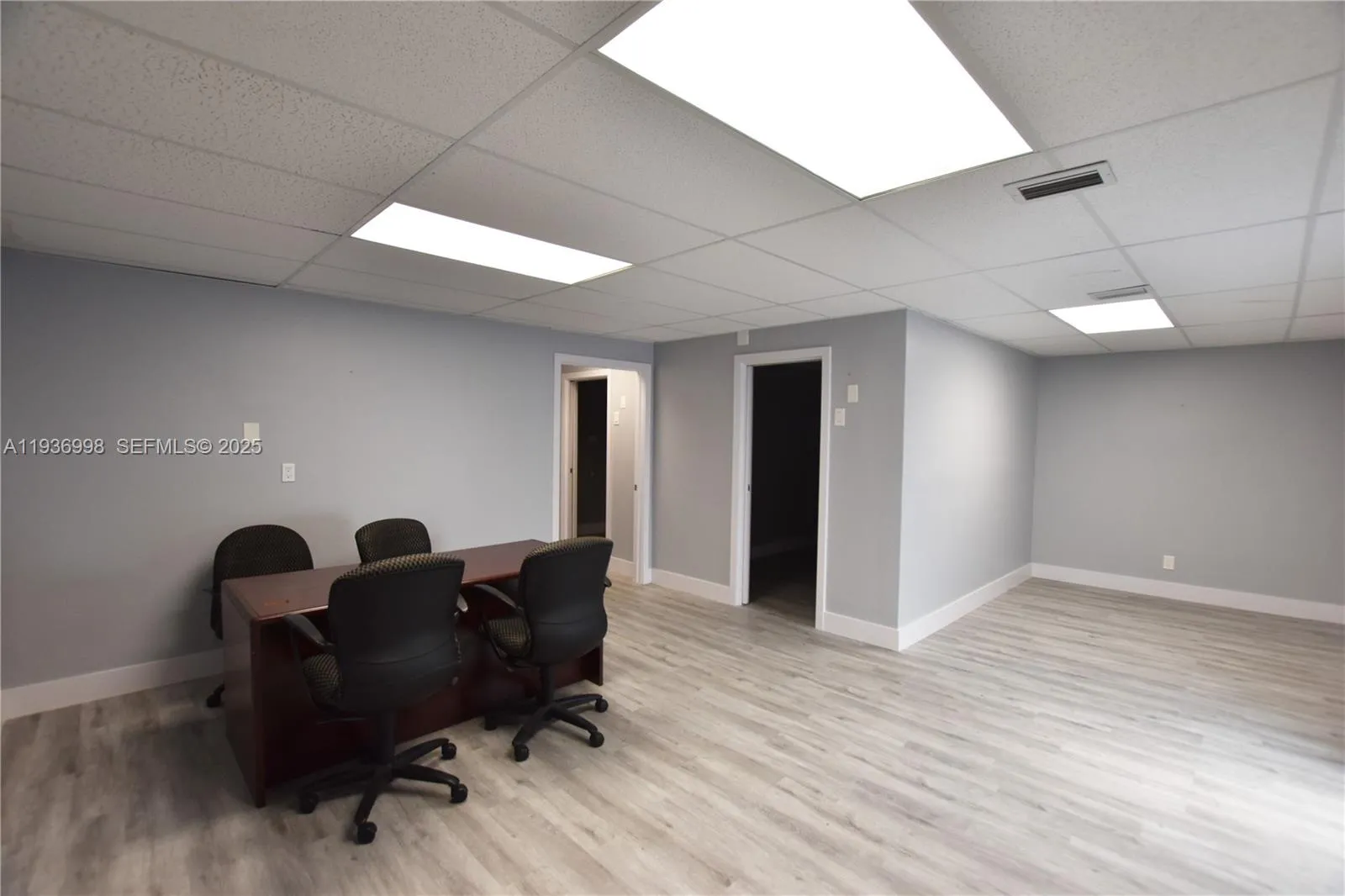 3911 Hollywood Blvd 106, Hollywood, Florida 33021, Hollywood, Florida 33021, ,Commercial Lease,For Rent,3911 Hollywood Blvd 106, Hollywood, Florida 33021,A11936998