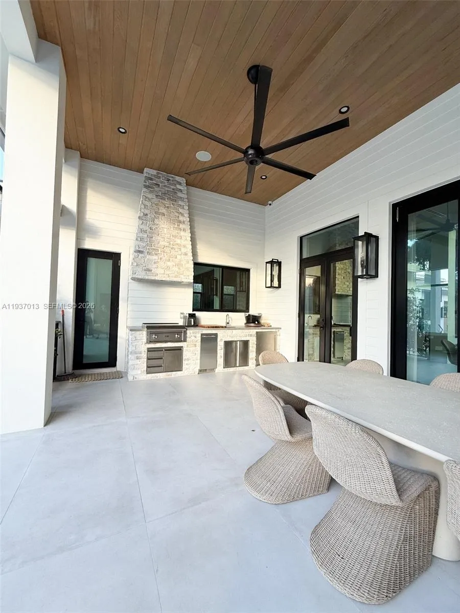 14200 Old Cutler Rd, Palmetto Bay, Florida 33158, Palmetto Bay, Florida 33158, 6 Bedrooms Bedrooms, ,6 BathroomsBathrooms,Residential,For Sale,14200 Old Cutler Rd, Palmetto Bay, Florida 33158,A11937013