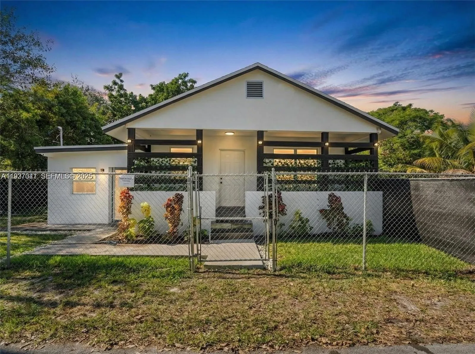 6318 Nw 19th Ct A, Miami, Florida 33147, Miami, Florida 33147, 4 Bedrooms Bedrooms, ,3 BathroomsBathrooms,Residential Lease,For Rent,6318 Nw 19th Ct A, Miami, Florida 33147,A11937041