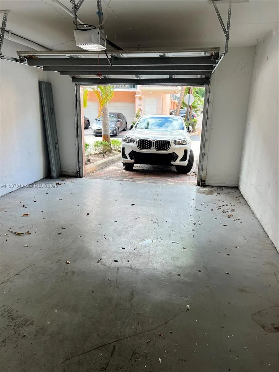 2033 Se 10th Ave 605, Fort Lauderdale, Florida 333, Fort Lauderdale, Florida 33316, 2 Bedrooms Bedrooms, ,2 BathroomsBathrooms,Residential Lease,For Rent,2033 Se 10th Ave 605, Fort Lauderdale, Florida 333,A11937043