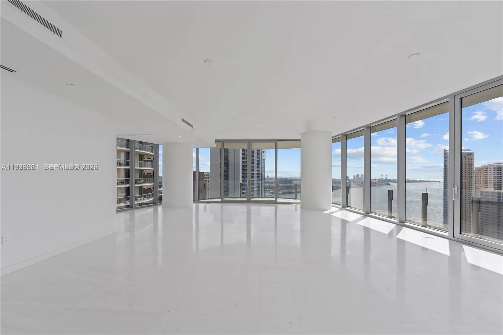 Living/ Dining room
