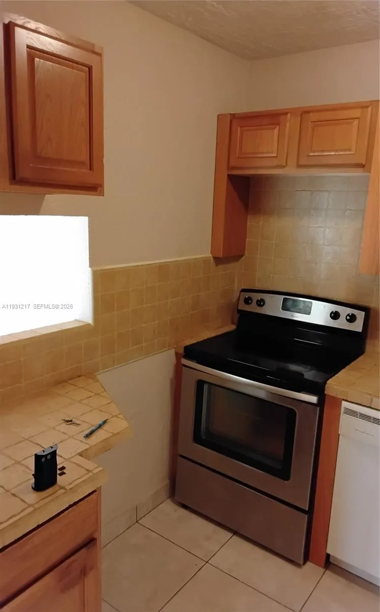5901 Washington St 251, Hollywood, Florida 33023, Hollywood, Florida 33023, 1 Bedroom Bedrooms, ,1 BathroomBathrooms,Residential,For Sale,5901 Washington St 251, Hollywood, Florida 33023,A11931217