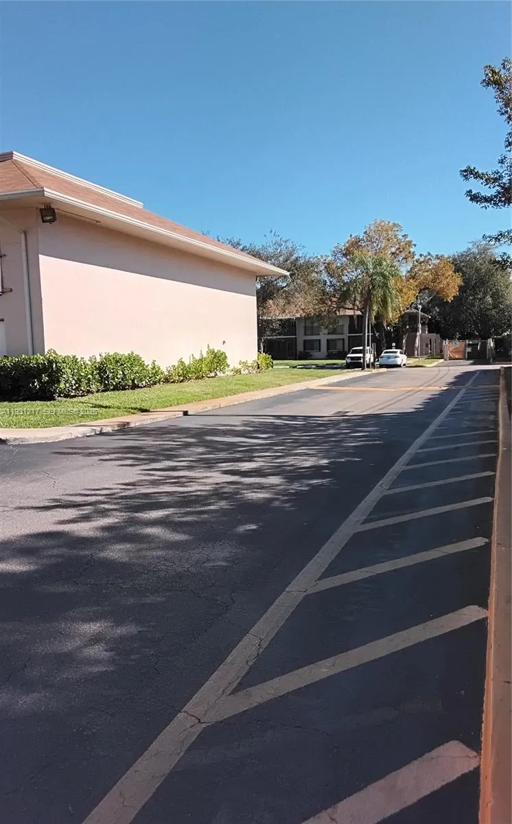 5901 Washington St 251, Hollywood, Florida 33023, Hollywood, Florida 33023, 1 Bedroom Bedrooms, ,1 BathroomBathrooms,Residential,For Sale,5901 Washington St 251, Hollywood, Florida 33023,A11931217