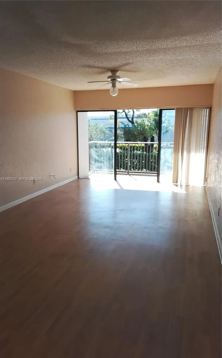 5901 Washington St 251, Hollywood, Florida 33023, Hollywood, Florida 33023, 1 Bedroom Bedrooms, ,1 BathroomBathrooms,Residential,For Sale,5901 Washington St 251, Hollywood, Florida 33023,A11931217