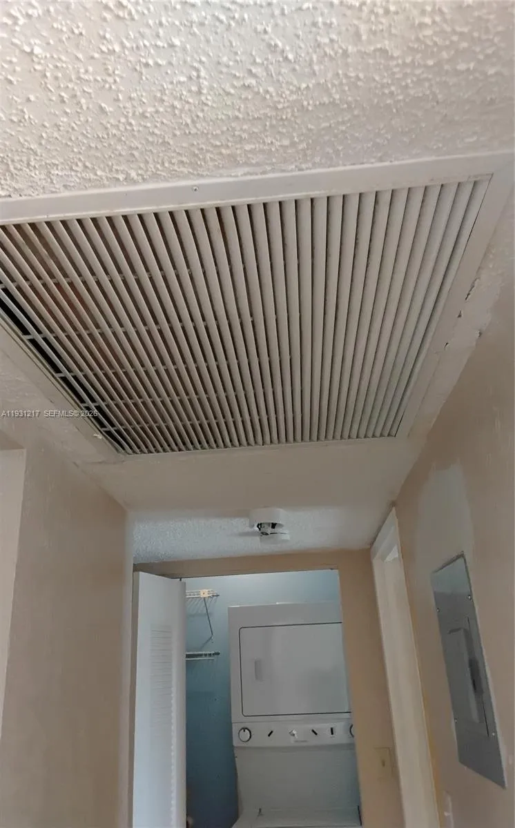 5901 Washington St 251, Hollywood, Florida 33023, Hollywood, Florida 33023, 1 Bedroom Bedrooms, ,1 BathroomBathrooms,Residential,For Sale,5901 Washington St 251, Hollywood, Florida 33023,A11931217