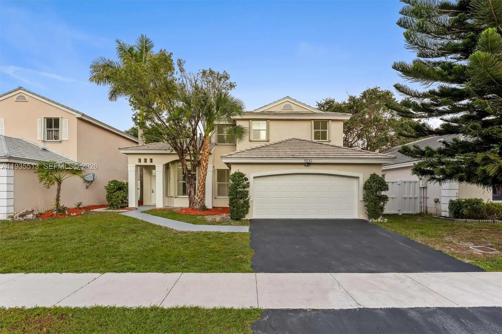 5532 Nw 55th Ter, Coconut Creek, Florida 33073, Coconut Creek, Florida 33073, 4 Bedrooms Bedrooms, ,3 BathroomsBathrooms,Residential,For Sale,5532 Nw 55th Ter, Coconut Creek, Florida 33073,A11935513