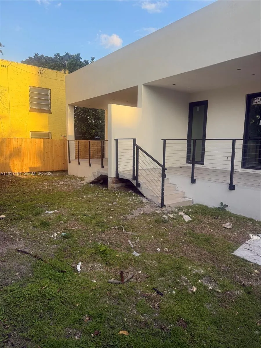 1730 Nw 16th St, Miami, Florida 33125, Miami, Florida 33125, ,Residential Income,For Sale,1730 Nw 16th St, Miami, Florida 33125,A11937161