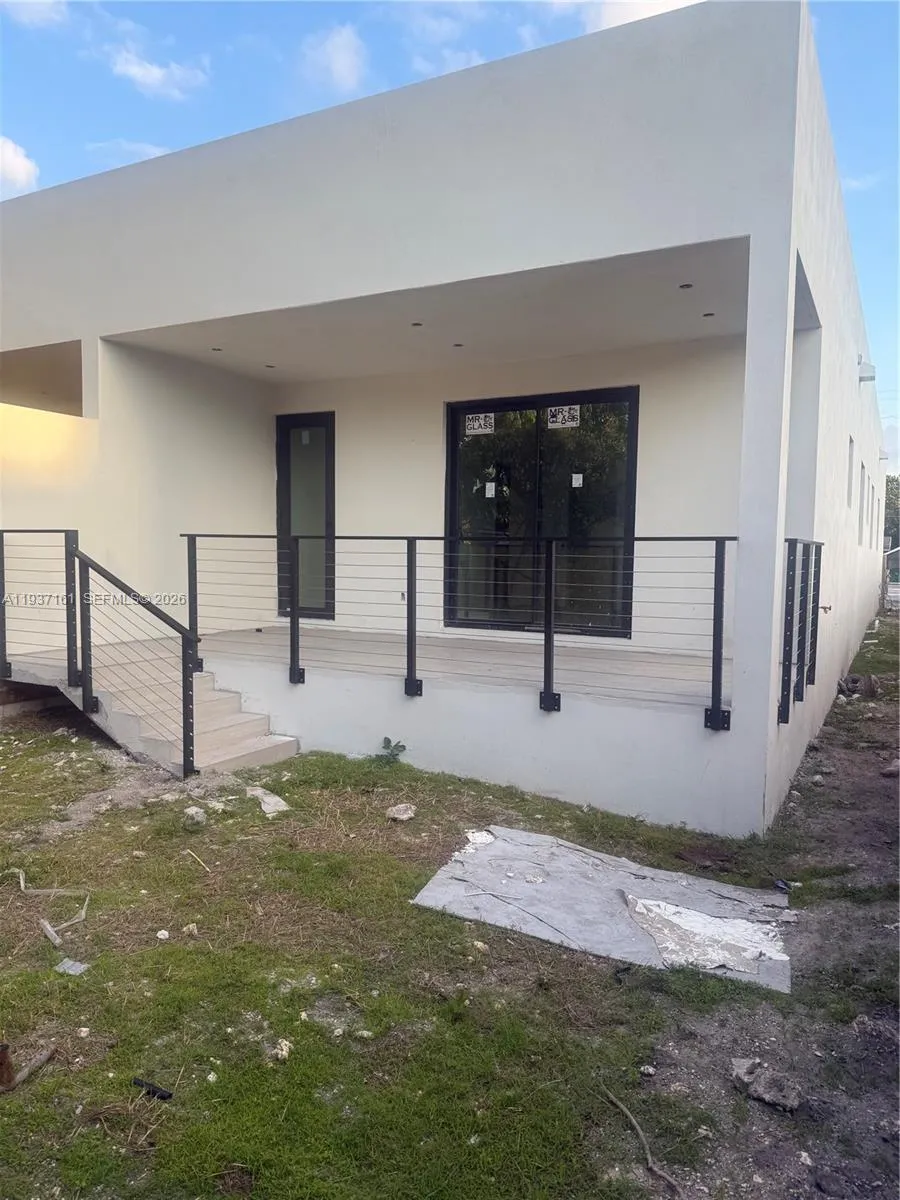 1730 Nw 16th St, Miami, Florida 33125, Miami, Florida 33125, ,Residential Income,For Sale,1730 Nw 16th St, Miami, Florida 33125,A11937161