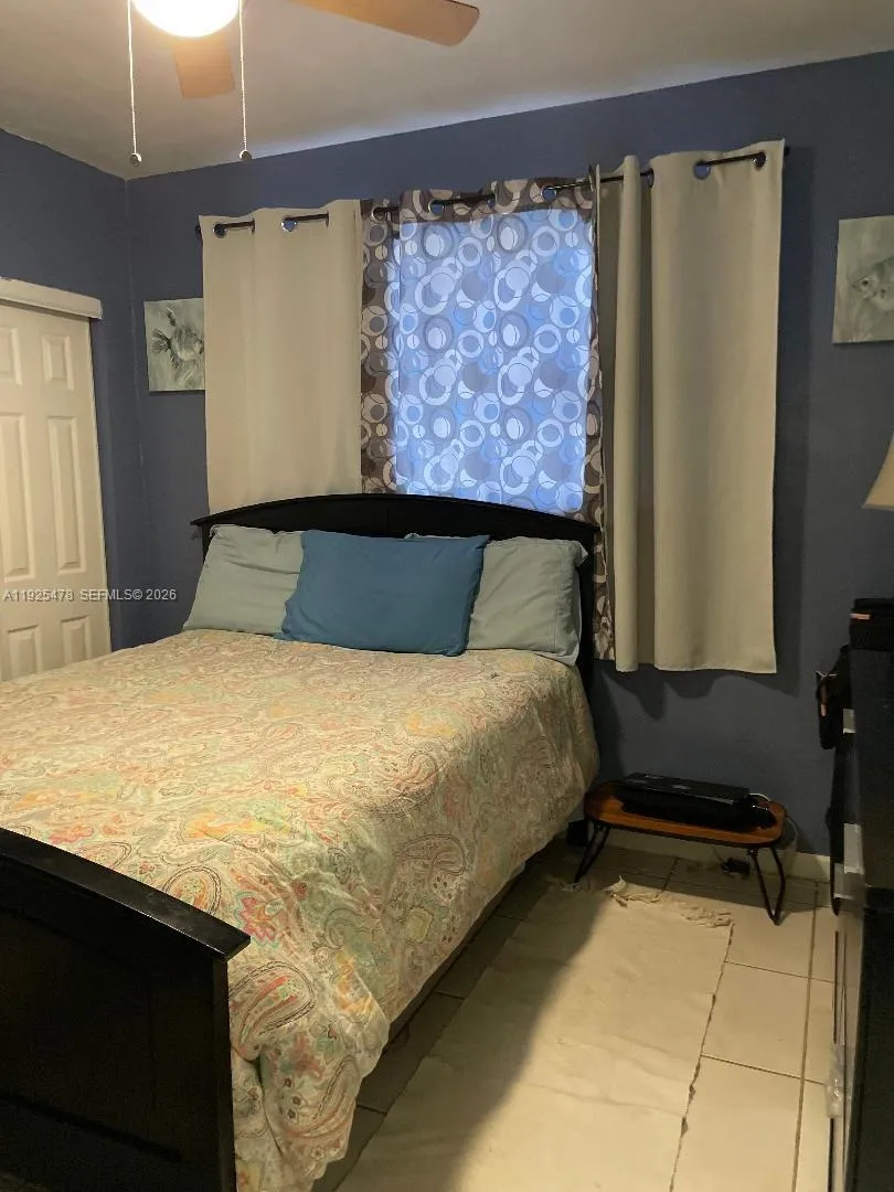 800 N 70th Ave, Hollywood, Florida 33024, Hollywood, Florida 33024, 3 Bedrooms Bedrooms, ,2 BathroomsBathrooms,Residential,For Sale,800 N 70th Ave, Hollywood, Florida 33024,A11925478