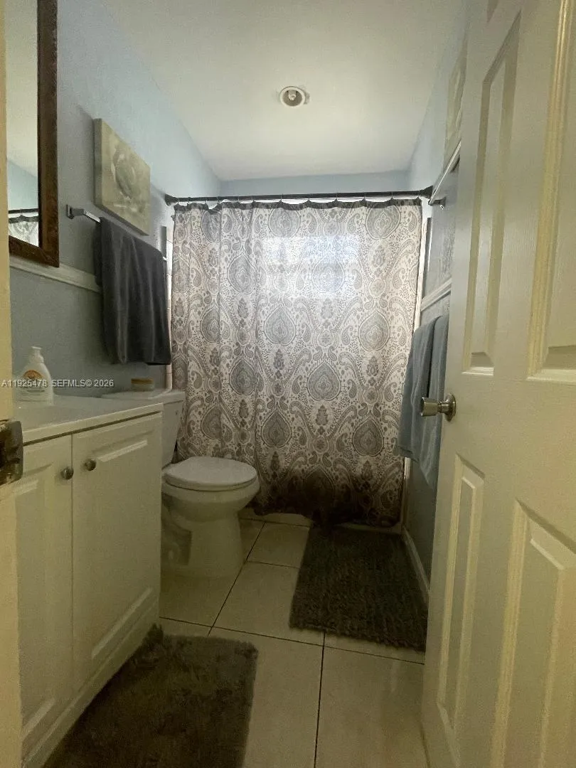 800 N 70th Ave, Hollywood, Florida 33024, Hollywood, Florida 33024, 3 Bedrooms Bedrooms, ,2 BathroomsBathrooms,Residential,For Sale,800 N 70th Ave, Hollywood, Florida 33024,A11925478