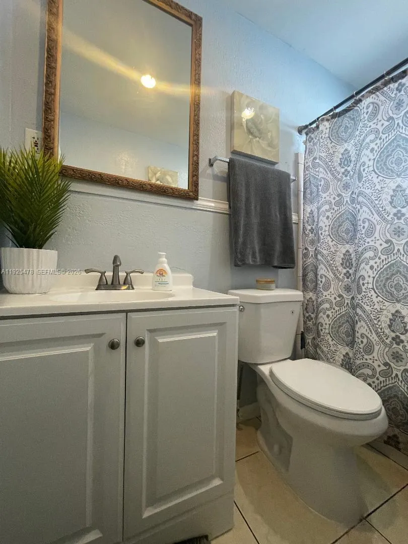 800 N 70th Ave, Hollywood, Florida 33024, Hollywood, Florida 33024, 3 Bedrooms Bedrooms, ,2 BathroomsBathrooms,Residential,For Sale,800 N 70th Ave, Hollywood, Florida 33024,A11925478