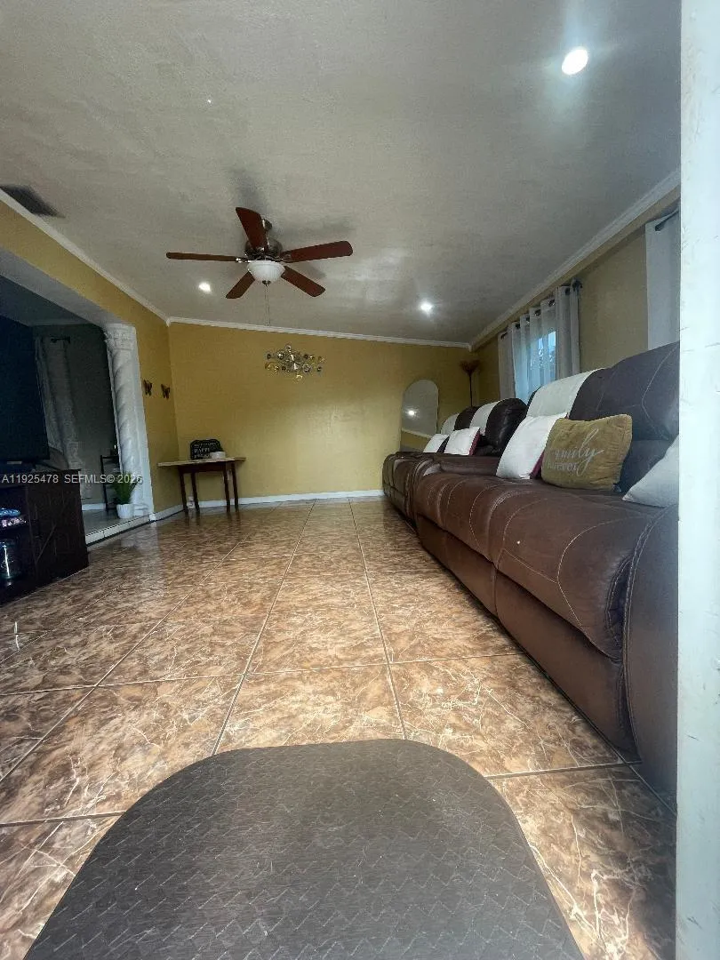 800 N 70th Ave, Hollywood, Florida 33024, Hollywood, Florida 33024, 3 Bedrooms Bedrooms, ,2 BathroomsBathrooms,Residential,For Sale,800 N 70th Ave, Hollywood, Florida 33024,A11925478