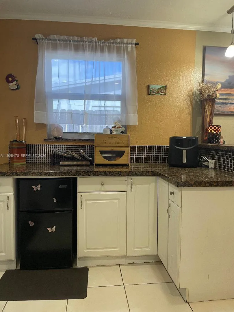 800 N 70th Ave, Hollywood, Florida 33024, Hollywood, Florida 33024, 3 Bedrooms Bedrooms, ,2 BathroomsBathrooms,Residential,For Sale,800 N 70th Ave, Hollywood, Florida 33024,A11925478