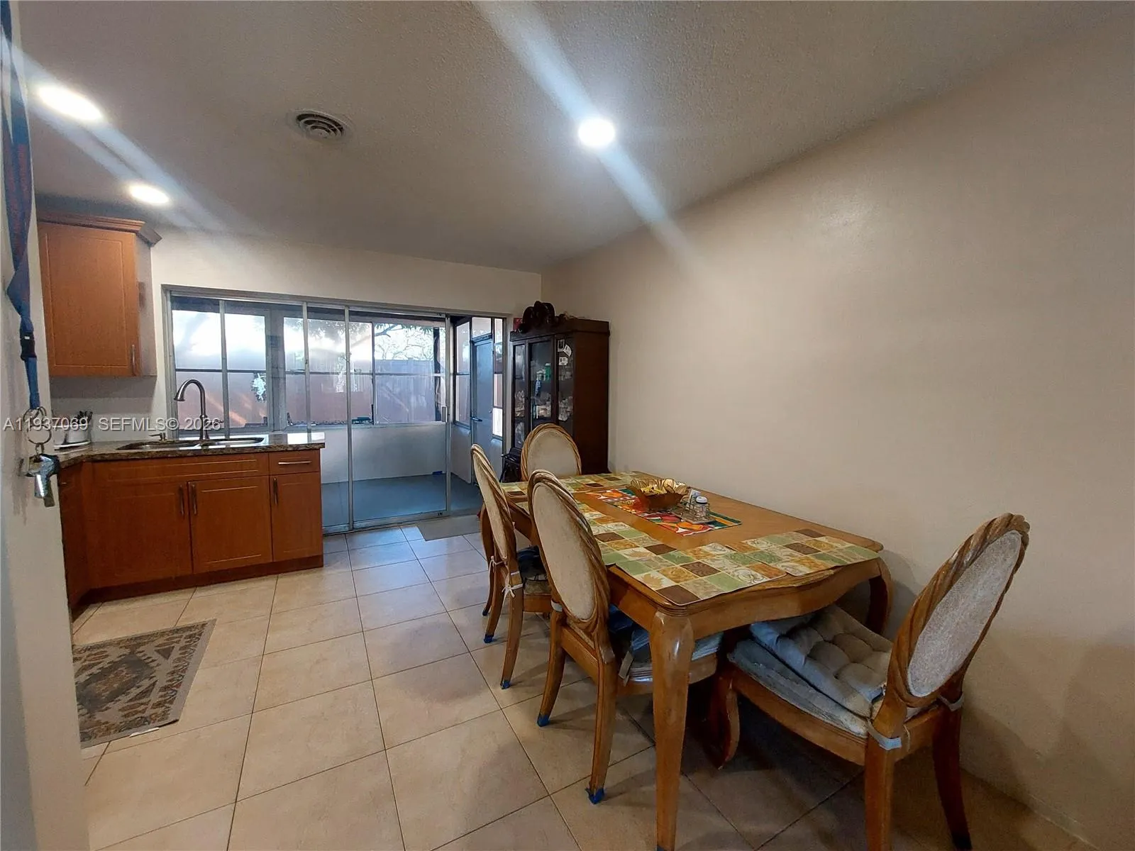 4571 Nw 19th Way, Tamarac, Florida 33309, Tamarac, Florida 33309, 2 Bedrooms Bedrooms, 6 Rooms Rooms,2 BathroomsBathrooms,Residential,For Sale,4571 Nw 19th Way, Tamarac, Florida 33309,A11937069