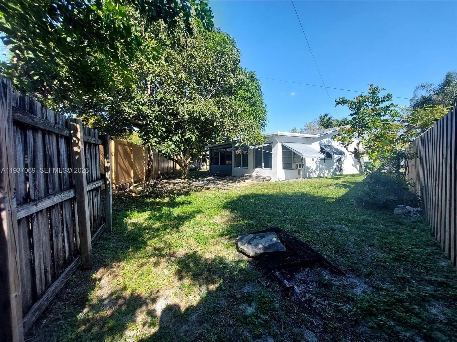 4571 Nw 19th Way, Tamarac, Florida 33309, Tamarac, Florida 33309, 2 Bedrooms Bedrooms, 6 Rooms Rooms,2 BathroomsBathrooms,Residential,For Sale,4571 Nw 19th Way, Tamarac, Florida 33309,A11937069