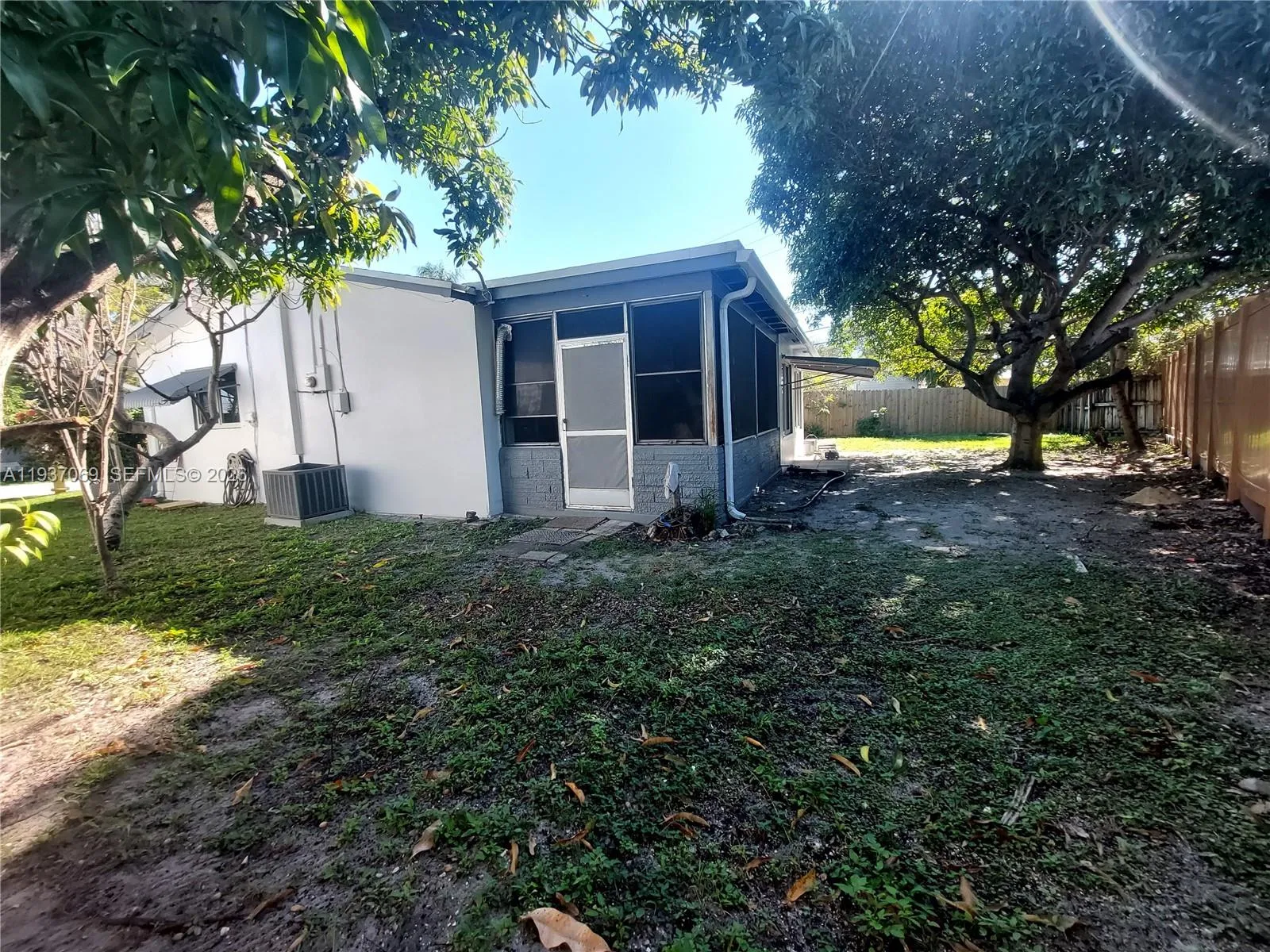 4571 Nw 19th Way, Tamarac, Florida 33309, Tamarac, Florida 33309, 2 Bedrooms Bedrooms, 6 Rooms Rooms,2 BathroomsBathrooms,Residential,For Sale,4571 Nw 19th Way, Tamarac, Florida 33309,A11937069