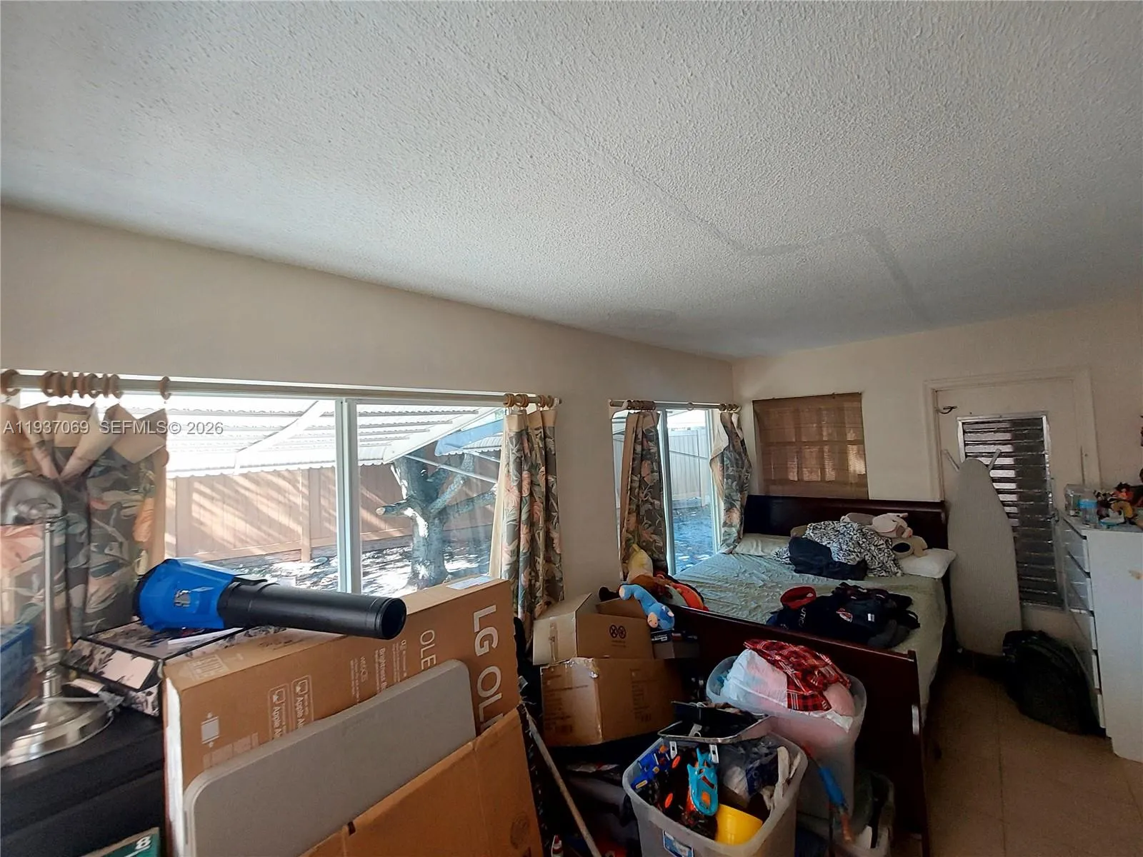 Office/Nursery/bedroom