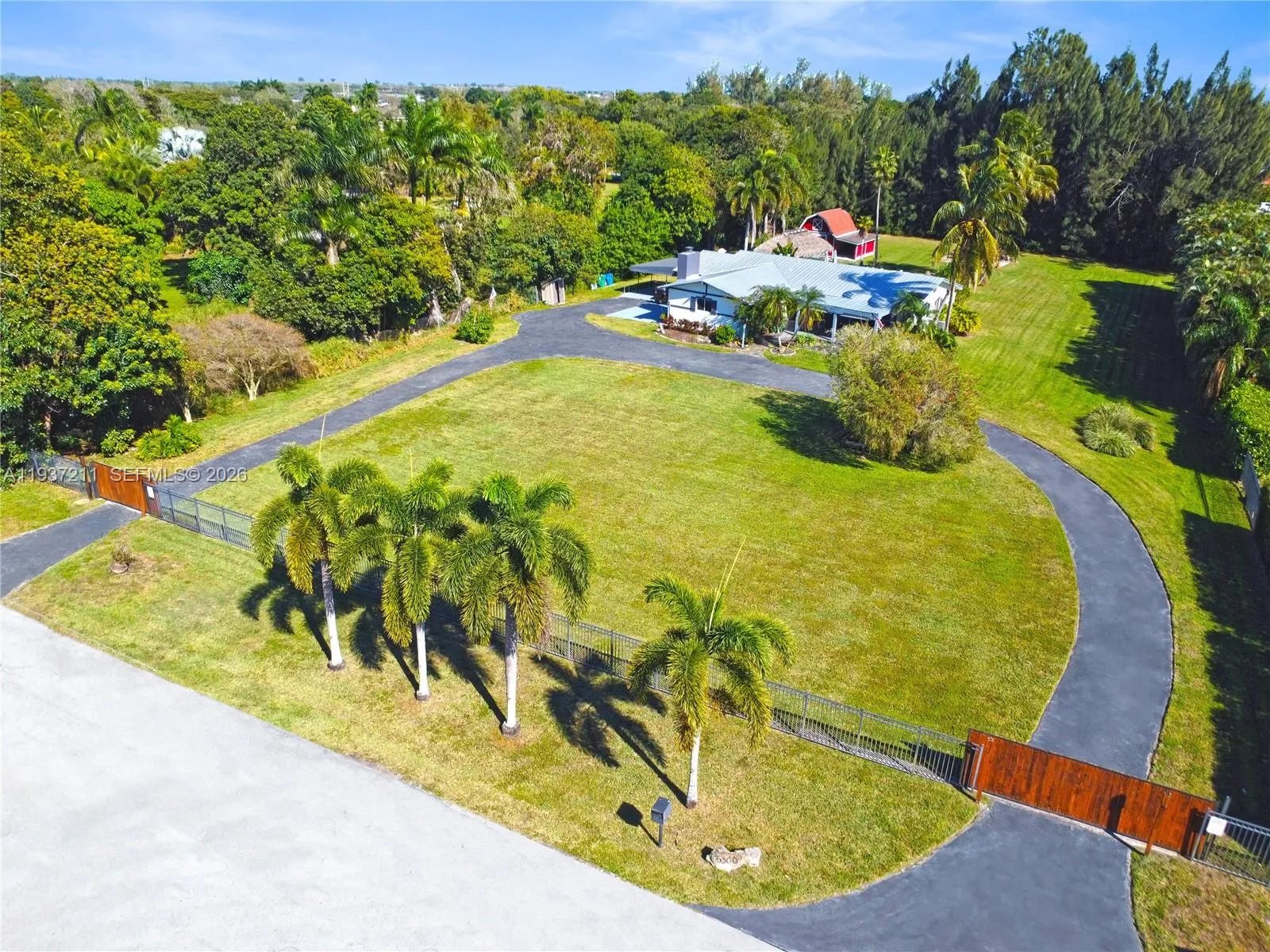 5300 Sw 162nd Ave, Southwest Ranches, Florida 3333, Southwest Ranches, Florida 33331, 4 Bedrooms Bedrooms, ,3 BathroomsBathrooms,Residential,For Sale,5300 Sw 162nd Ave, Southwest Ranches, Florida 3333,A11937211