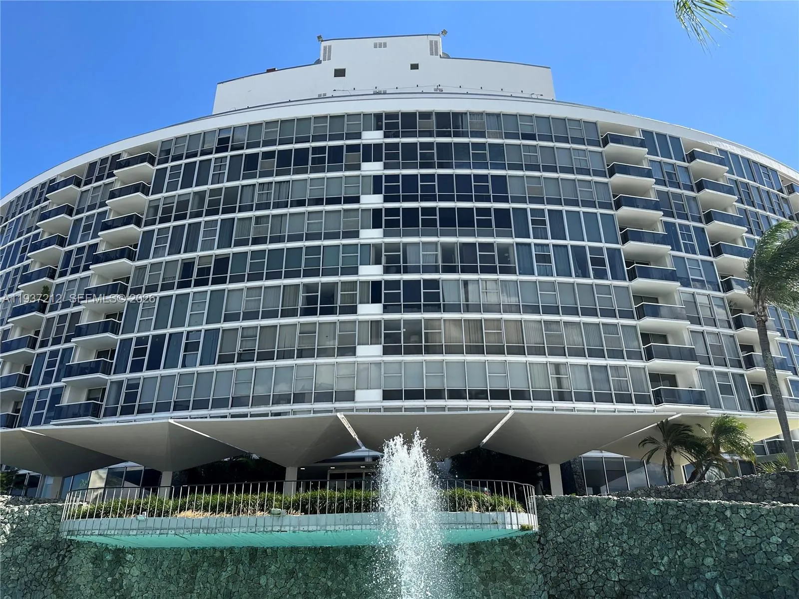 900 Bay Dr 413, Miami Beach, Florida 33141, Miami Beach, Florida 33141, 1 Bedroom Bedrooms, ,1 BathroomBathrooms,Residential,For Sale,900 Bay Dr 413, Miami Beach, Florida 33141,A11937212