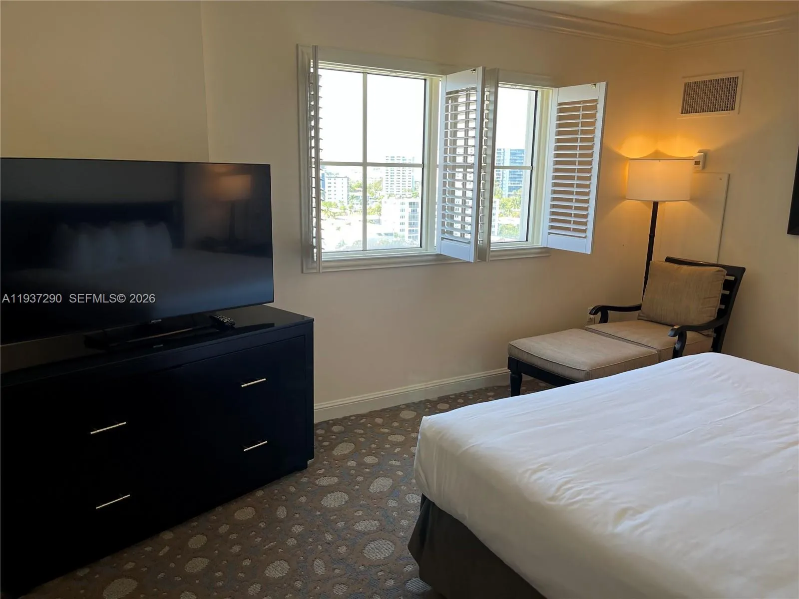 601 N Ft Lauderdale Beach Blvd 912, Fort Lauderdal, Fort Lauderdale, Florida 33304, 1 Bedroom Bedrooms, ,1 BathroomBathrooms,Residential,For Sale,601 N Ft Lauderdale Beach Blvd 912, Fort Lauderdal,A11937290