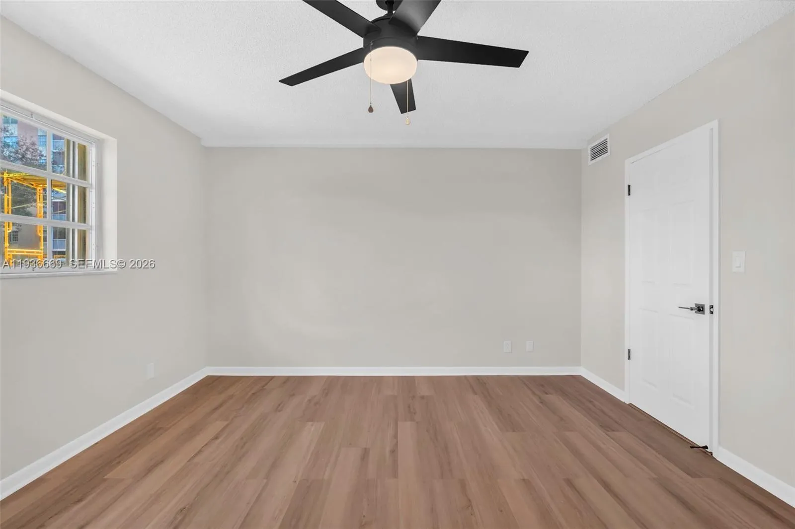 3475 Broken Woods Dr 106, Coral Springs, Florida 3, Coral Springs, Florida 33065, 1 Bedroom Bedrooms, ,1 BathroomBathrooms,Residential,For Sale,3475 Broken Woods Dr 106, Coral Springs, Florida 3,A11936669