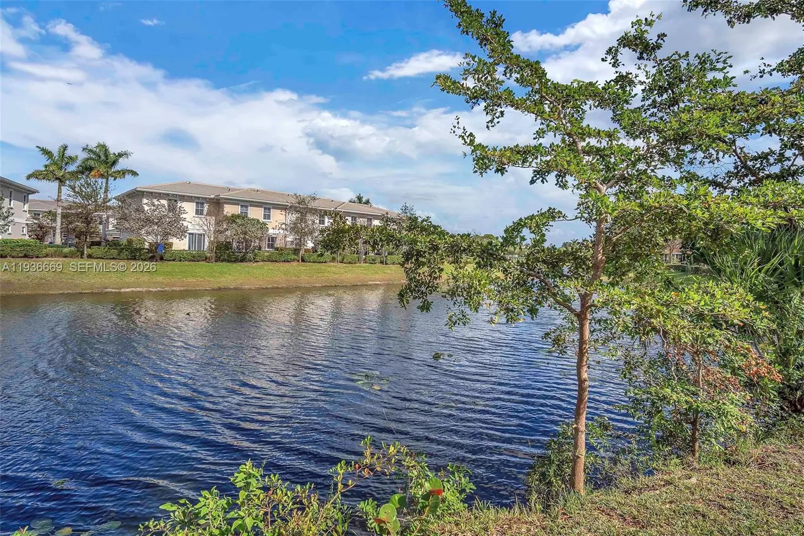 3475 Broken Woods Dr 106, Coral Springs, Florida 3, Coral Springs, Florida 33065, 1 Bedroom Bedrooms, ,1 BathroomBathrooms,Residential,For Sale,3475 Broken Woods Dr 106, Coral Springs, Florida 3,A11936669