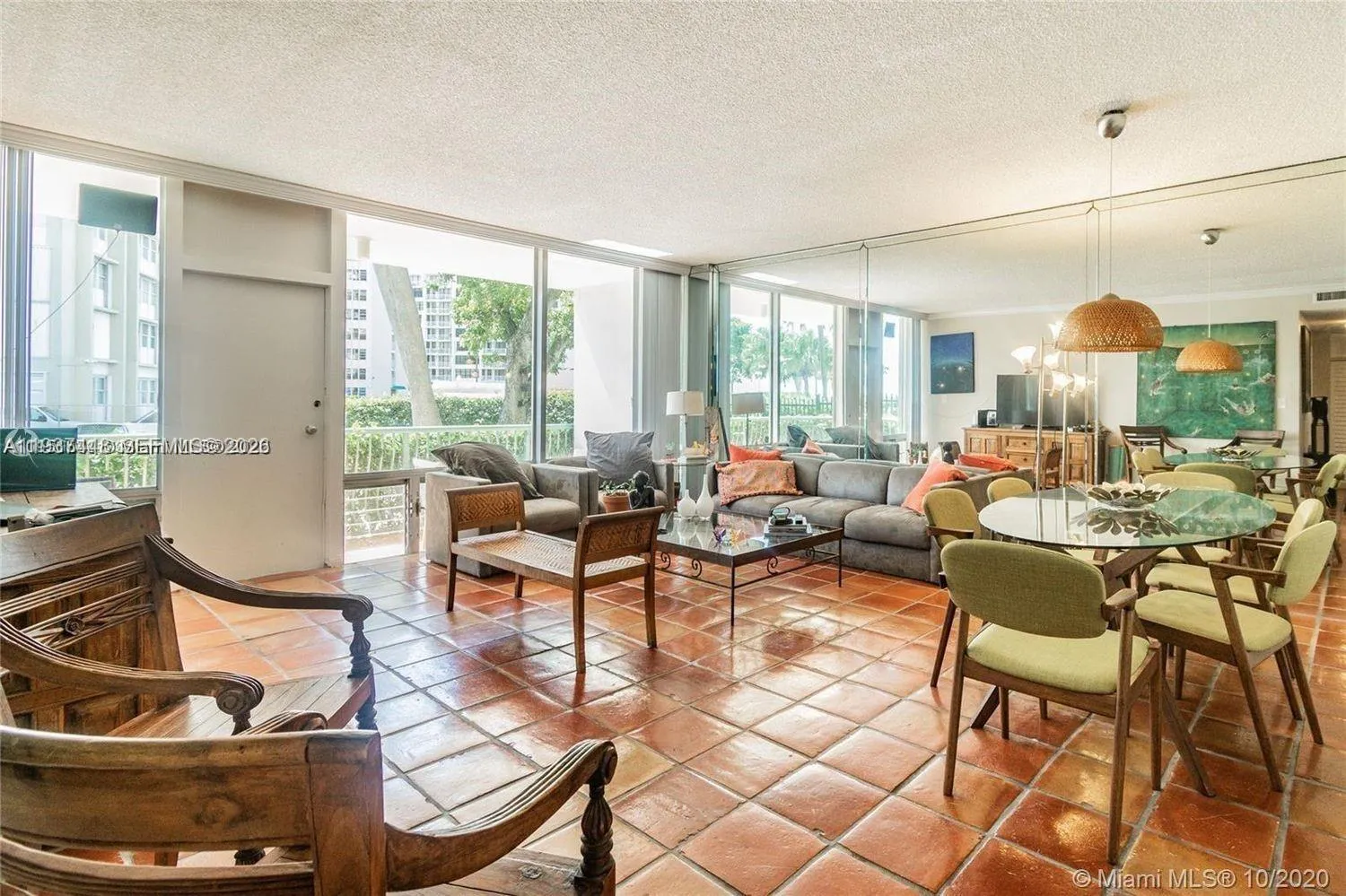 1408 Brickell Bay Dr 105, Miami, Florida 33131, Miami, Florida 33131, 1 Bedroom Bedrooms, ,1 BathroomBathrooms,Residential,For Sale,1408 Brickell Bay Dr 105, Miami, Florida 33131,A11937448