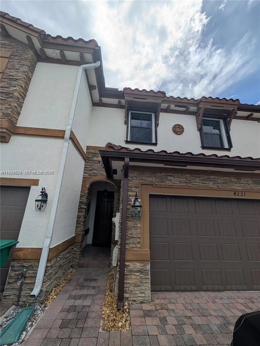 4231 Sw 165th Ct, Miami, Florida 33185, Miami, Florida 33185, 3 Bedrooms Bedrooms, ,2 BathroomsBathrooms,Residential,For Sale,4231 Sw 165th Ct, Miami, Florida 33185,A11937629