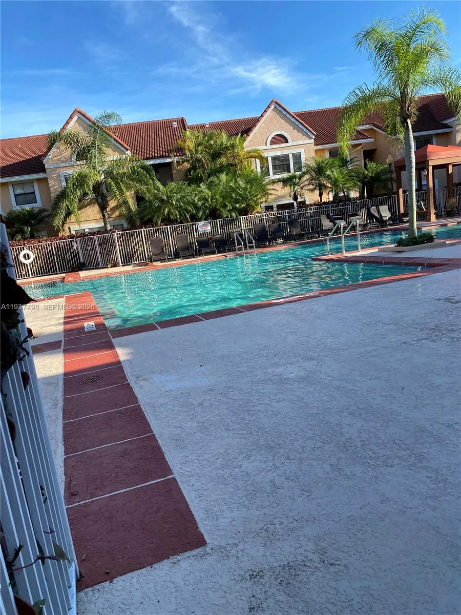 15560 Sw 104th Ter 619, Miami, Florida 33196, Miami, Florida 33196, 1 Bedroom Bedrooms, ,1 BathroomBathrooms,Residential Lease,For Rent,15560 Sw 104th Ter 619, Miami, Florida 33196,A11937498