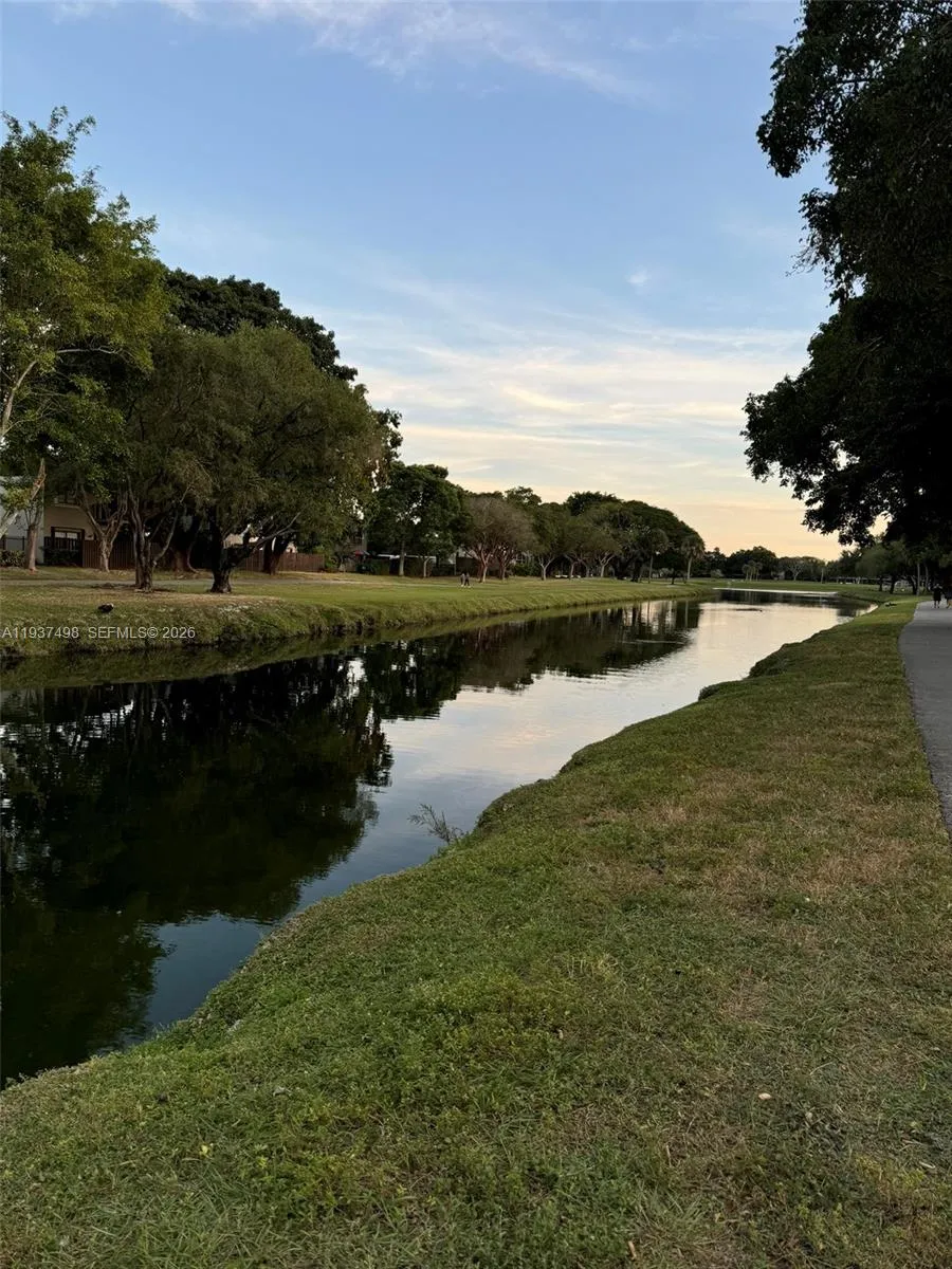 15560 Sw 104th Ter 619, Miami, Florida 33196, Miami, Florida 33196, 1 Bedroom Bedrooms, ,1 BathroomBathrooms,Residential Lease,For Rent,15560 Sw 104th Ter 619, Miami, Florida 33196,A11937498