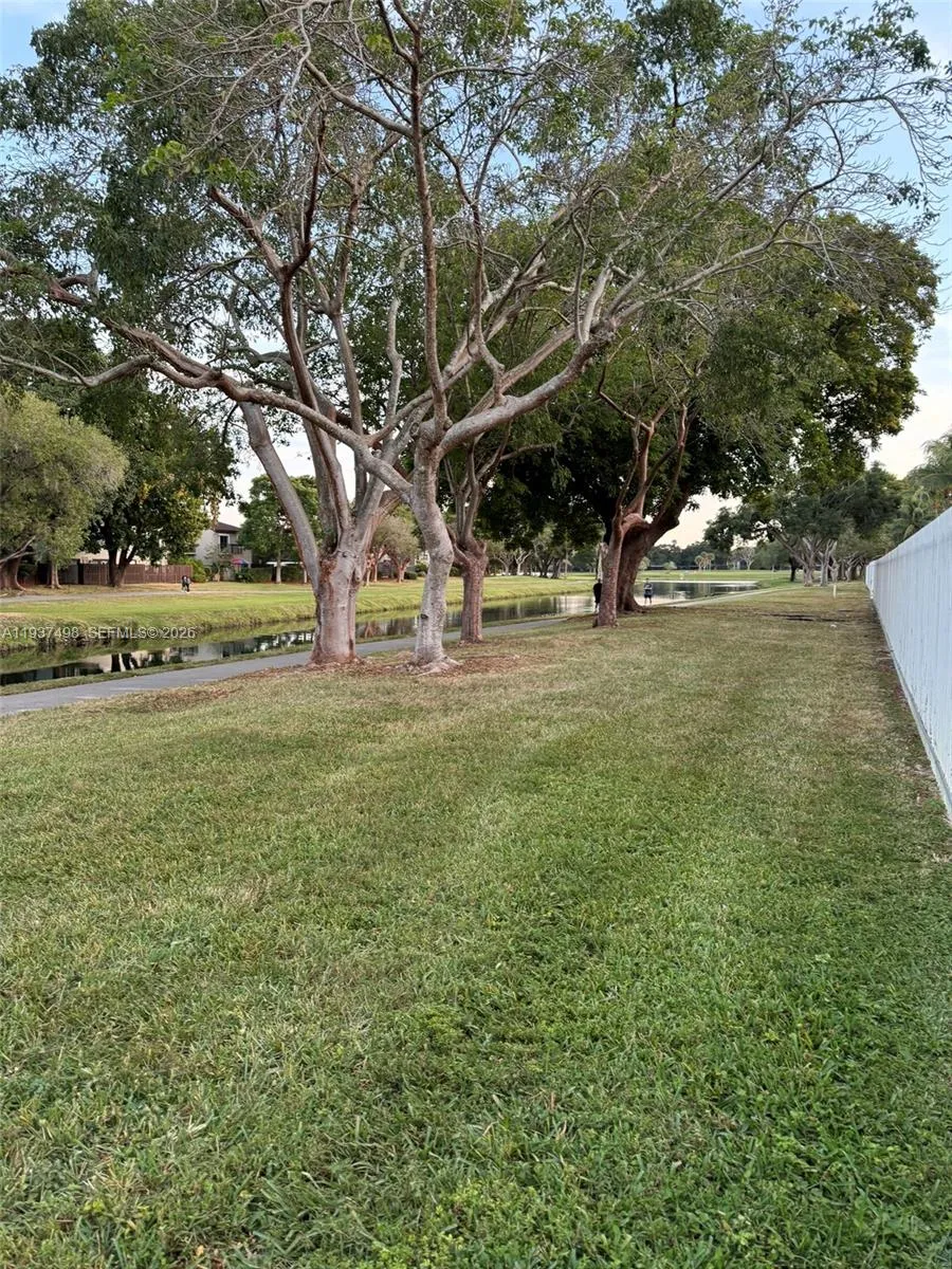 15560 Sw 104th Ter 619, Miami, Florida 33196, Miami, Florida 33196, 1 Bedroom Bedrooms, ,1 BathroomBathrooms,Residential Lease,For Rent,15560 Sw 104th Ter 619, Miami, Florida 33196,A11937498