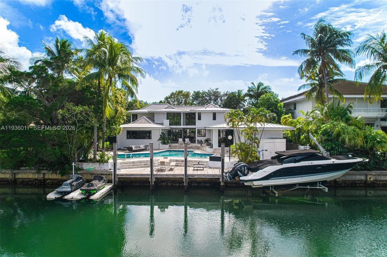 121 Knollwood Drive, Key Biscayne, Florida 33149, Key Biscayne, Florida 33149, 5 Bedrooms Bedrooms, ,4 BathroomsBathrooms,Residential,For Sale,121 Knollwood Drive, Key Biscayne, Florida 33149,A11936017