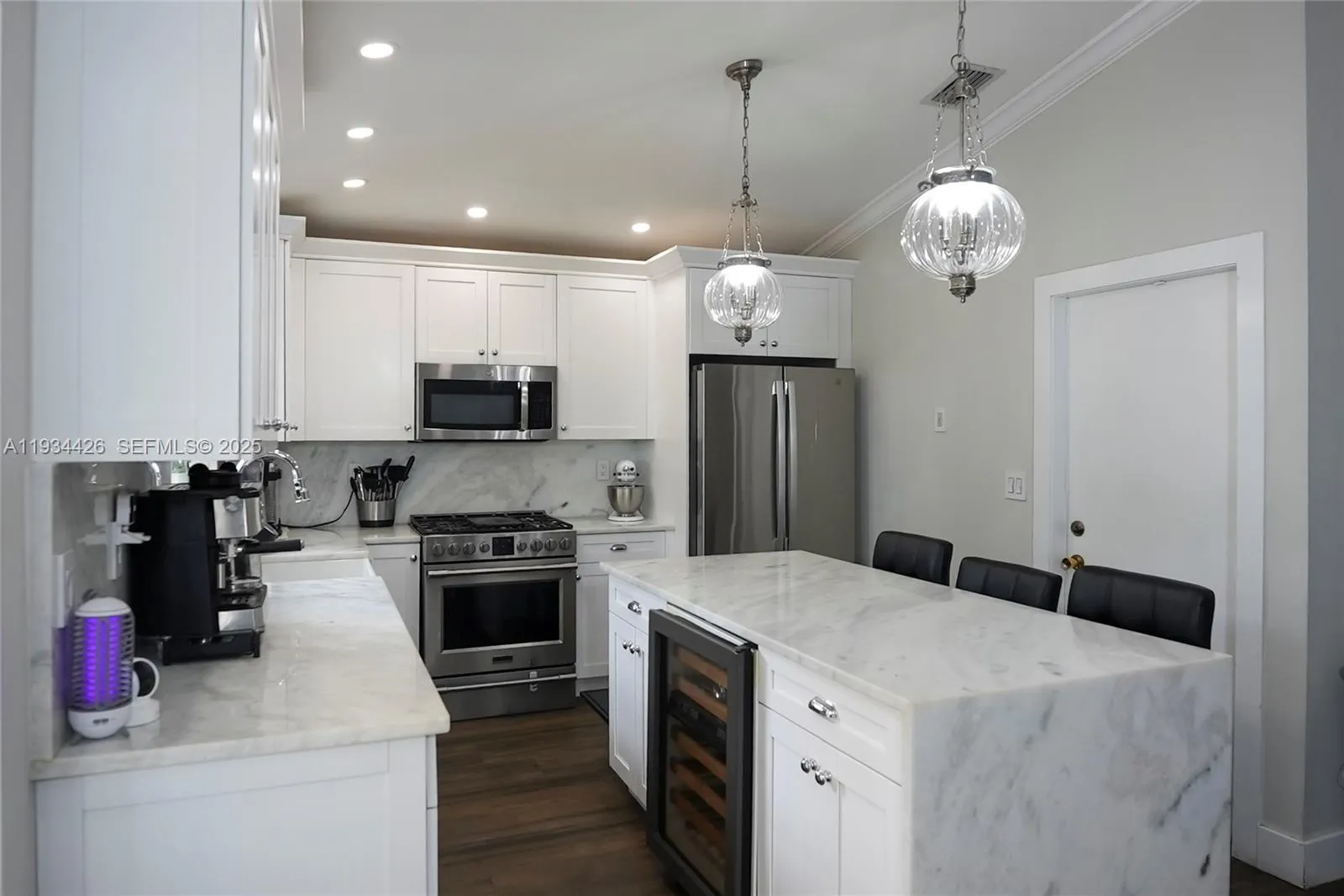 5763 Nw 97th Ct, Doral, Florida 33178, Doral, Florida 33178, 3 Bedrooms Bedrooms, ,2 BathroomsBathrooms,Residential,For Sale,5763 Nw 97th Ct, Doral, Florida 33178,A11934426