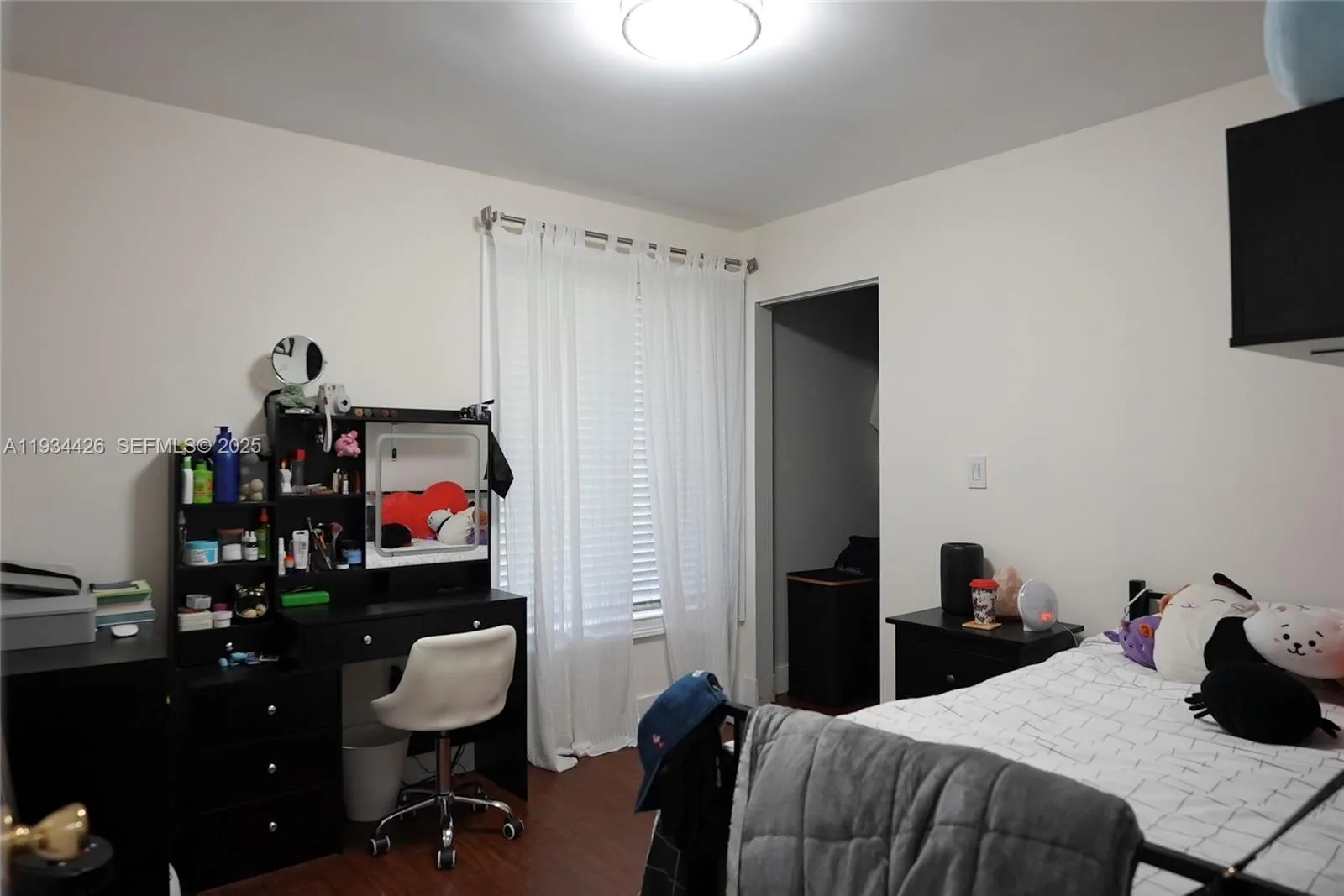5763 Nw 97th Ct, Doral, Florida 33178, Doral, Florida 33178, 3 Bedrooms Bedrooms, ,2 BathroomsBathrooms,Residential,For Sale,5763 Nw 97th Ct, Doral, Florida 33178,A11934426