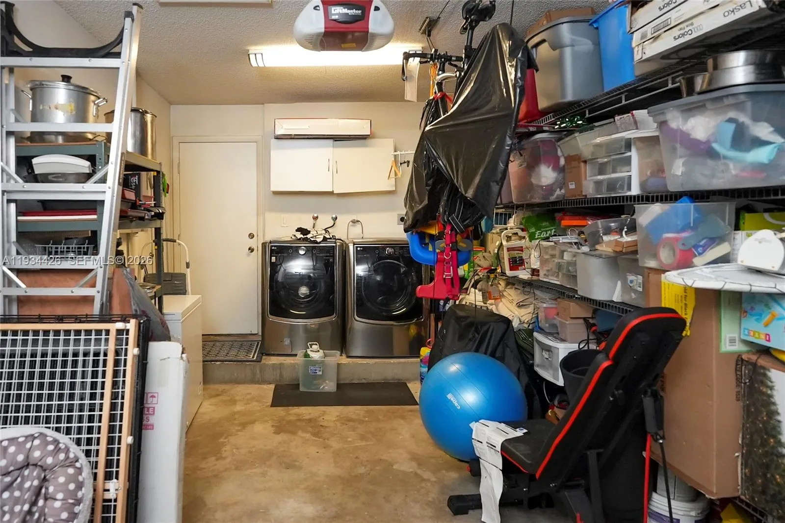 5763 Nw 97th Ct, Doral, Florida 33178, Doral, Florida 33178, 3 Bedrooms Bedrooms, ,2 BathroomsBathrooms,Residential,For Sale,5763 Nw 97th Ct, Doral, Florida 33178,A11934426