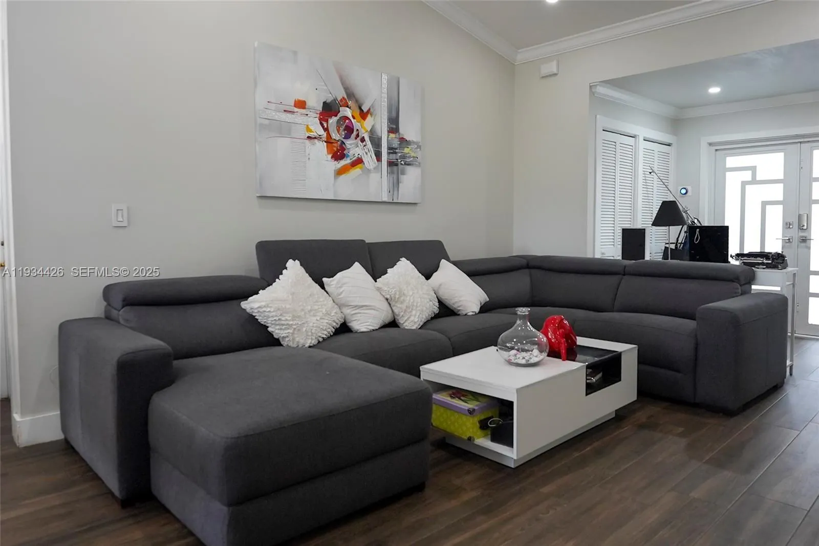 5763 Nw 97th Ct, Doral, Florida 33178, Doral, Florida 33178, 3 Bedrooms Bedrooms, ,2 BathroomsBathrooms,Residential,For Sale,5763 Nw 97th Ct, Doral, Florida 33178,A11934426