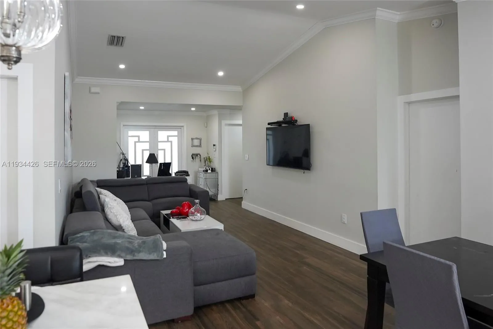 5763 Nw 97th Ct, Doral, Florida 33178, Doral, Florida 33178, 3 Bedrooms Bedrooms, ,2 BathroomsBathrooms,Residential,For Sale,5763 Nw 97th Ct, Doral, Florida 33178,A11934426