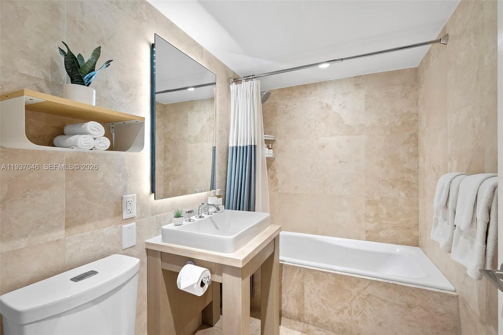 102 24th St 1207, Miami Beach, Florida 33139, Miami Beach, Florida 33139, 3 Bedrooms Bedrooms, ,3 BathroomsBathrooms,Residential Lease,For Rent,102 24th St 1207, Miami Beach, Florida 33139,A11937046