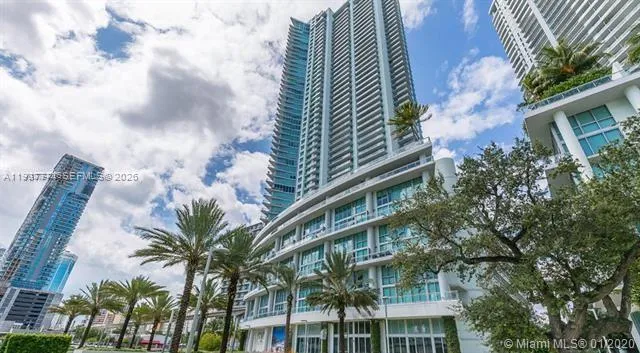 92 Sw 3rd St 1802, Miami, Florida 33130, Miami, Florida 33130, 2 Bedrooms Bedrooms, ,2 BathroomsBathrooms,Residential Lease,For Rent,92 Sw 3rd St 1802, Miami, Florida 33130,A11937771