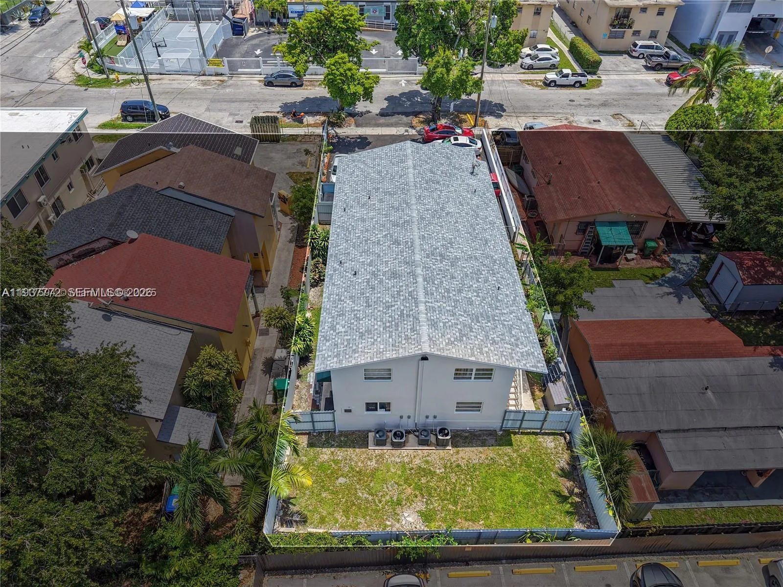 1621 Nw 16th St, Miami, Florida 33125, Miami, Florida 33125, ,Residential Income,For Sale,1621 Nw 16th St, Miami, Florida 33125,A11937772