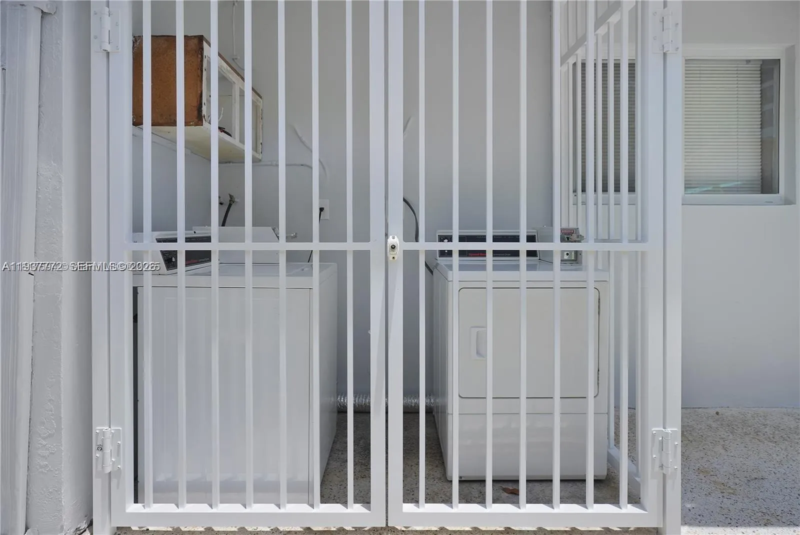 1621 Nw 16th St, Miami, Florida 33125, Miami, Florida 33125, ,Residential Income,For Sale,1621 Nw 16th St, Miami, Florida 33125,A11937772