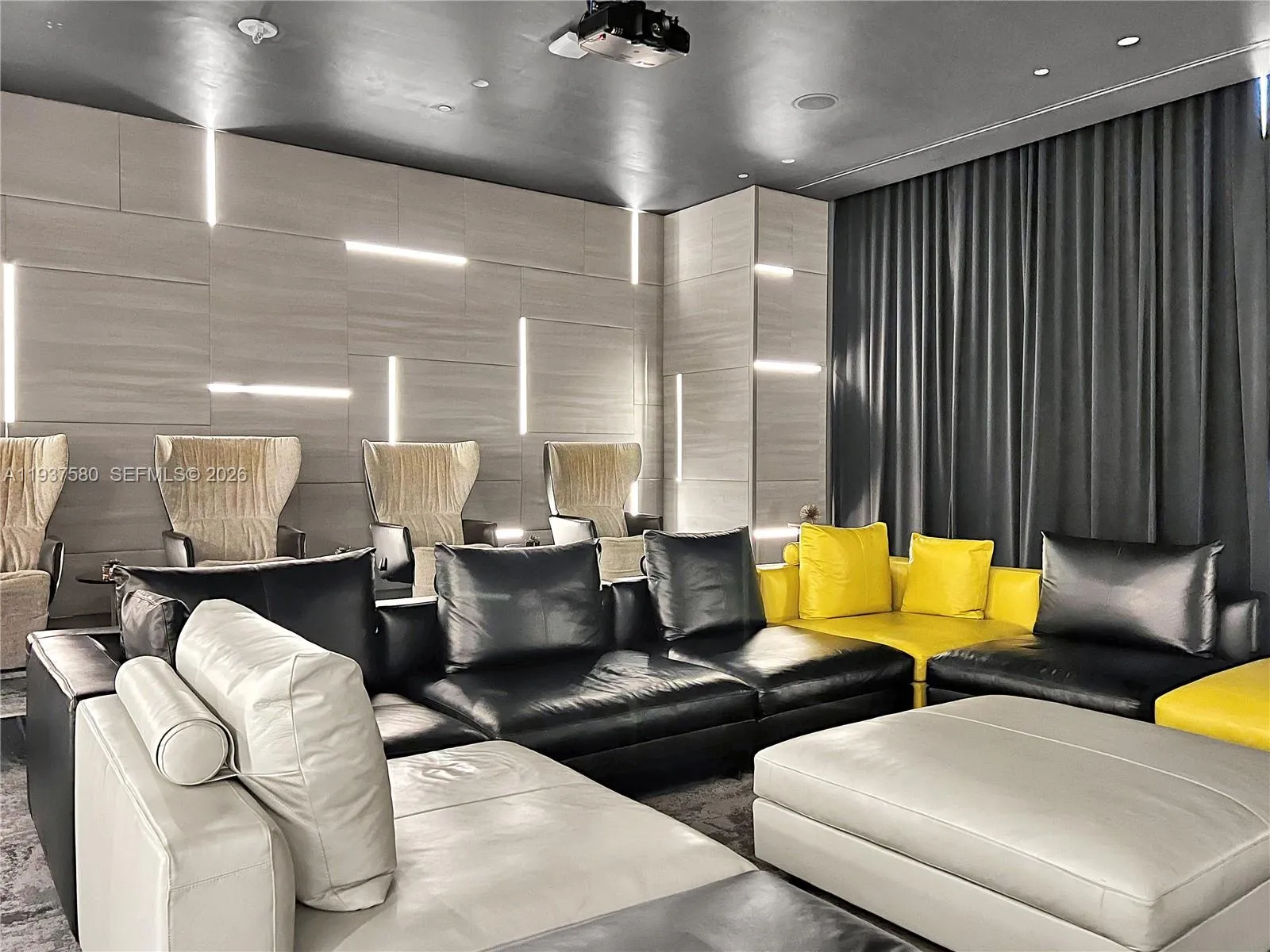 45 Sw 9th St 1609, Miami, Florida 33130, Miami, Florida 33130, 1 Bedroom Bedrooms, ,1 BathroomBathrooms,Residential,For Sale,45 Sw 9th St 1609, Miami, Florida 33130,A11937580