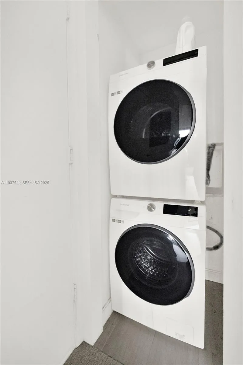 45 Sw 9th St 1609, Miami, Florida 33130, Miami, Florida 33130, 1 Bedroom Bedrooms, ,1 BathroomBathrooms,Residential,For Sale,45 Sw 9th St 1609, Miami, Florida 33130,A11937580