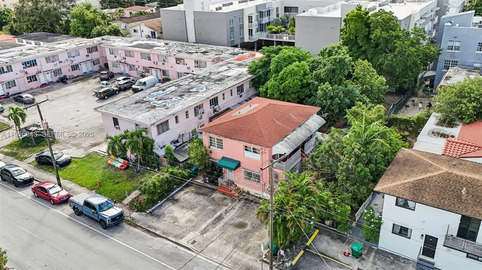 984 Sw 6th St, Miami, Florida 33130, Miami, Florida 33130, ,Residential Income,For Sale,984 Sw 6th St, Miami, Florida 33130,A11935843