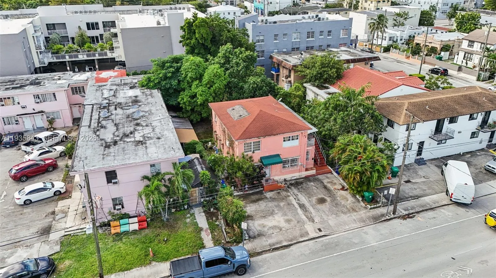 984 Sw 6th St, Miami, Florida 33130, Miami, Florida 33130, ,Residential Income,For Sale,984 Sw 6th St, Miami, Florida 33130,A11935843