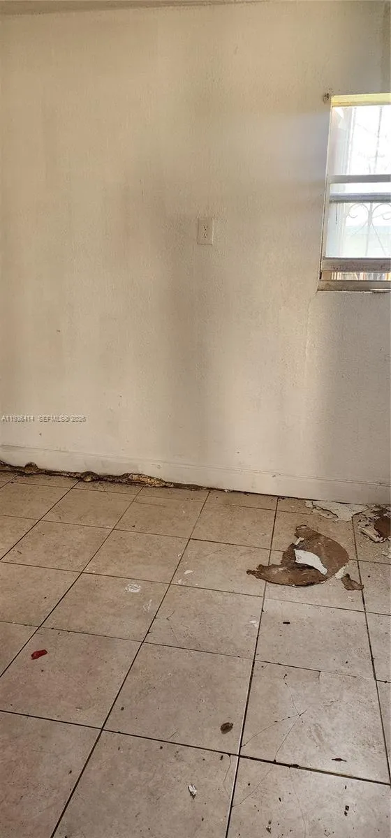5428 Nw 13th Ave, Miami, Florida 33142, Miami, Florida 33142, ,Residential Income,For Sale,5428 Nw 13th Ave, Miami, Florida 33142,A11936414