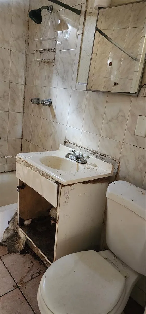 5428 Nw 13th Ave, Miami, Florida 33142, Miami, Florida 33142, ,Residential Income,For Sale,5428 Nw 13th Ave, Miami, Florida 33142,A11936414