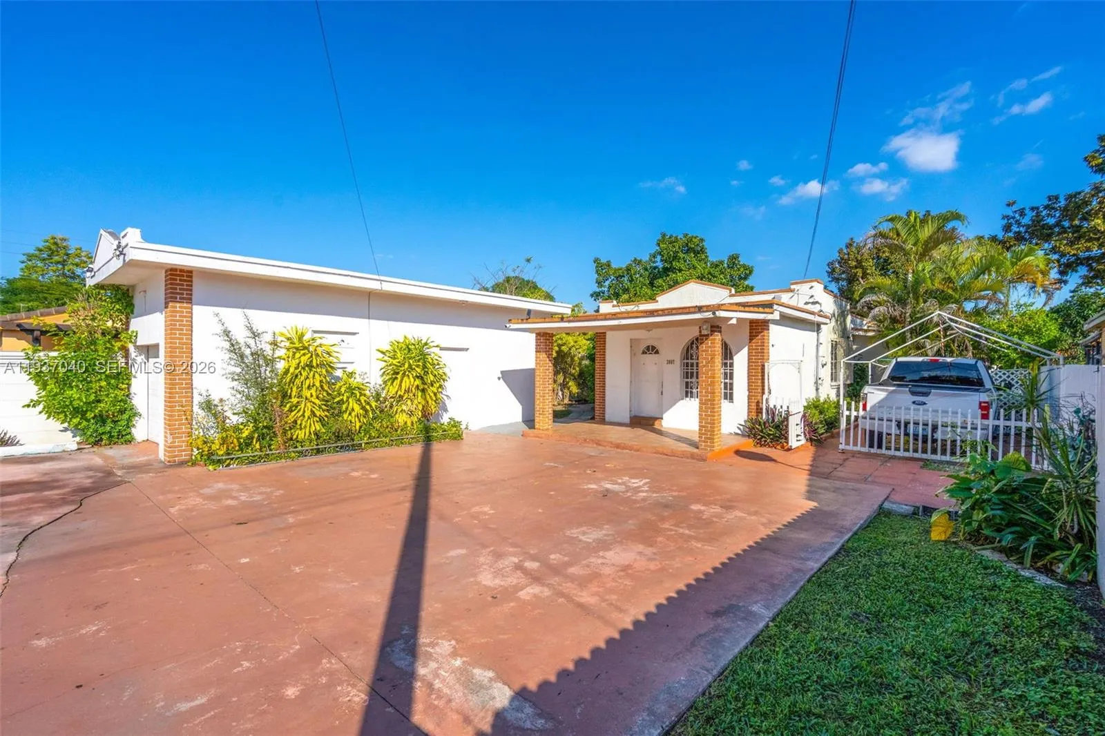 2007 Sw 60th Ave, Miami, Florida 33155, Miami, Florida 33155, 4 Bedrooms Bedrooms, ,3 BathroomsBathrooms,Residential,For Sale,2007 Sw 60th Ave, Miami, Florida 33155,A11937040