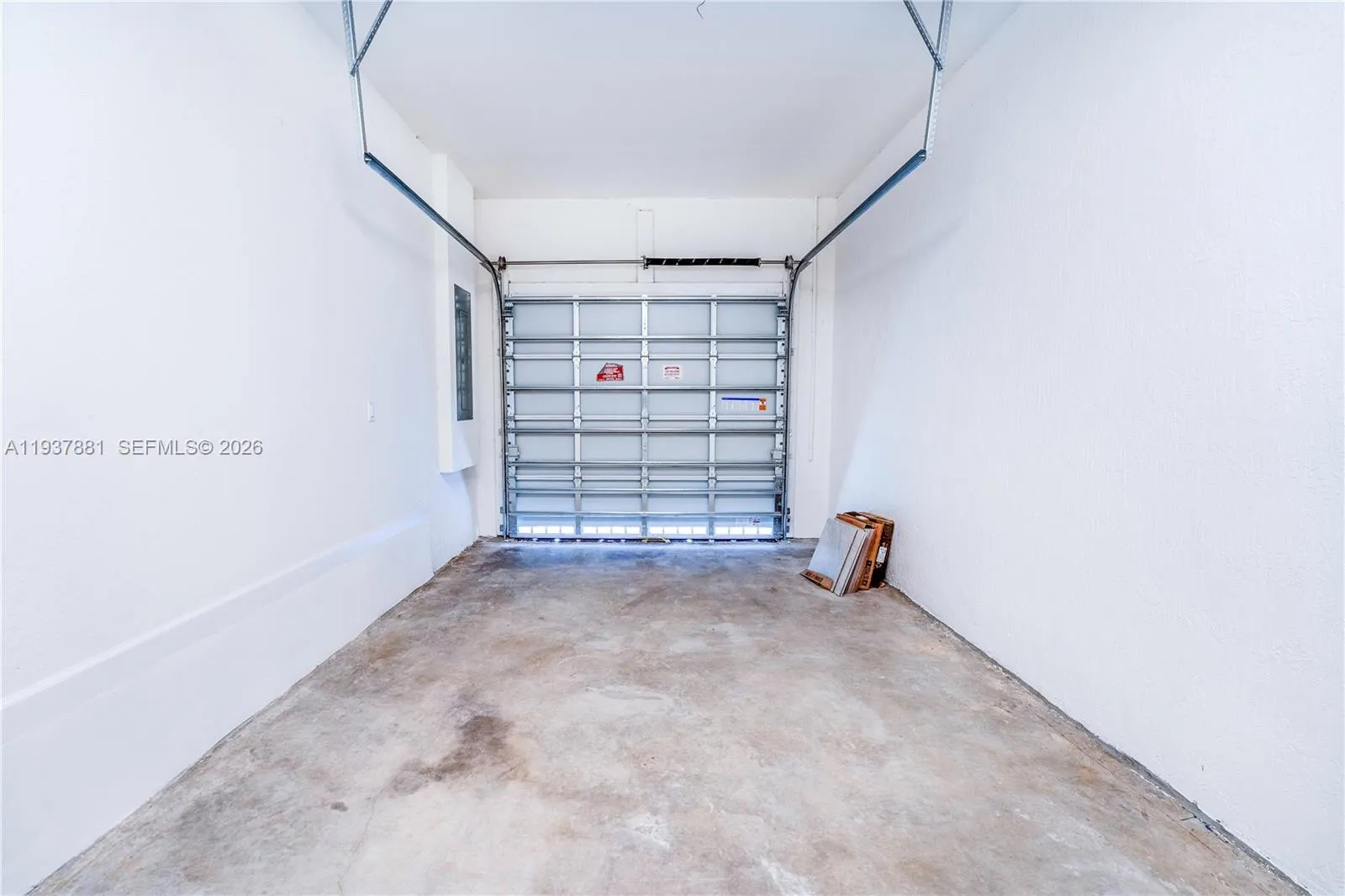 5125 Sw 37th St, Pembroke Park, Florida 33023, Pembroke Park, Florida 33023, 3 Bedrooms Bedrooms, ,2 BathroomsBathrooms,Residential,For Sale,5125 Sw 37th St, Pembroke Park, Florida 33023,A11937881