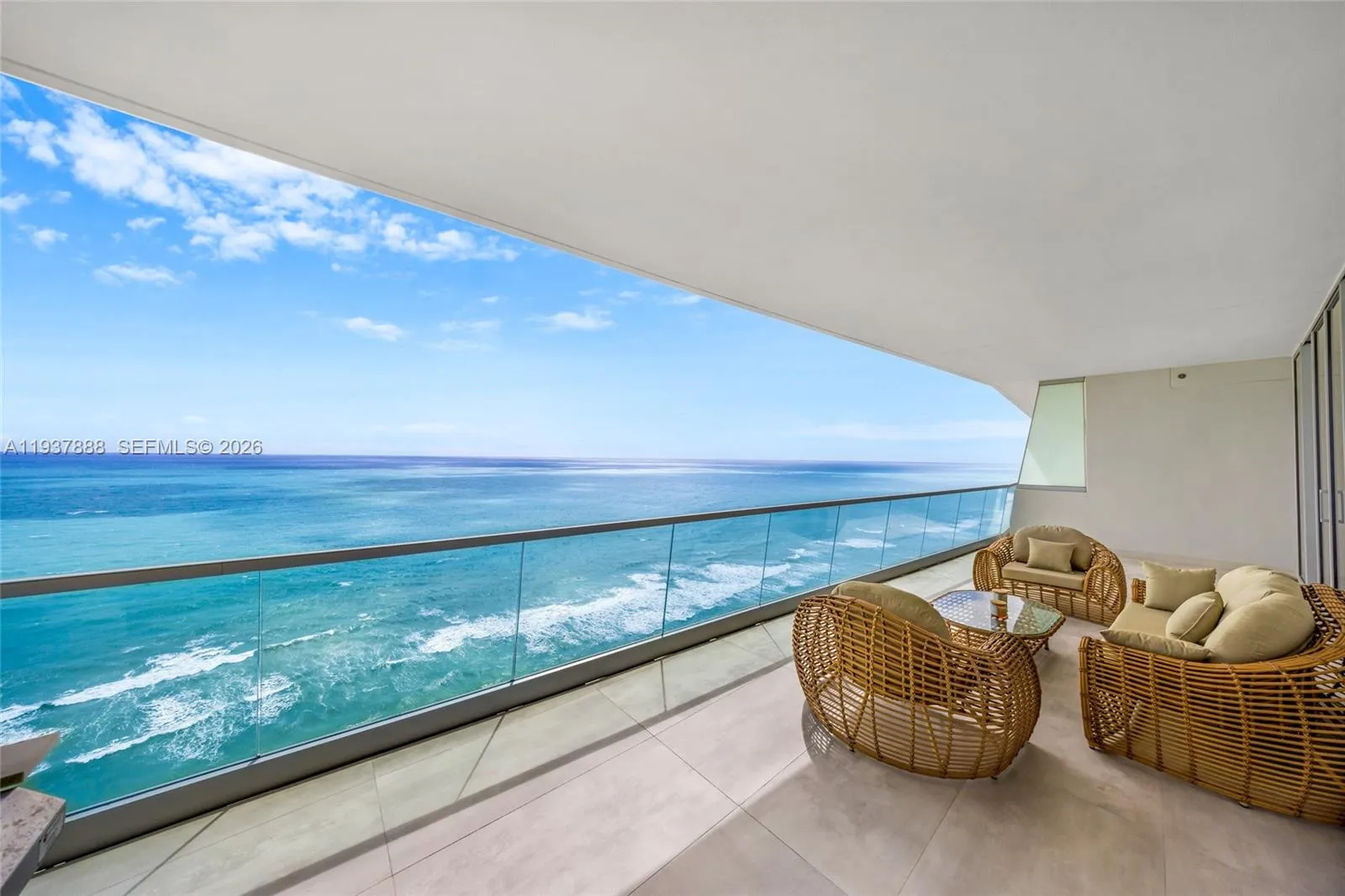 18501 Collins Ave 2502, Sunny Isles Beach, Florida, Sunny Isles Beach, Florida 33160, 3 Bedrooms Bedrooms, ,4 BathroomsBathrooms,Residential,For Sale,18501 Collins Ave 2502, Sunny Isles Beach, Florida,A11937888